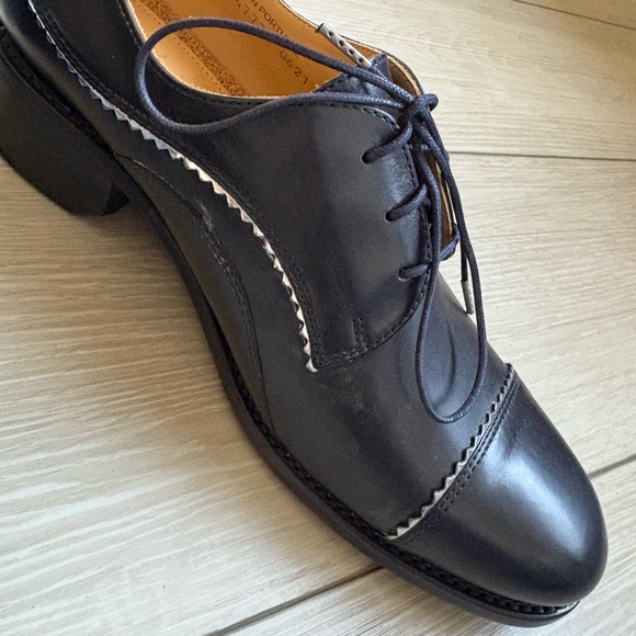 NWT The Office of Angela Scott Ms. Neale Oxfords Slate Blue 39 1/2